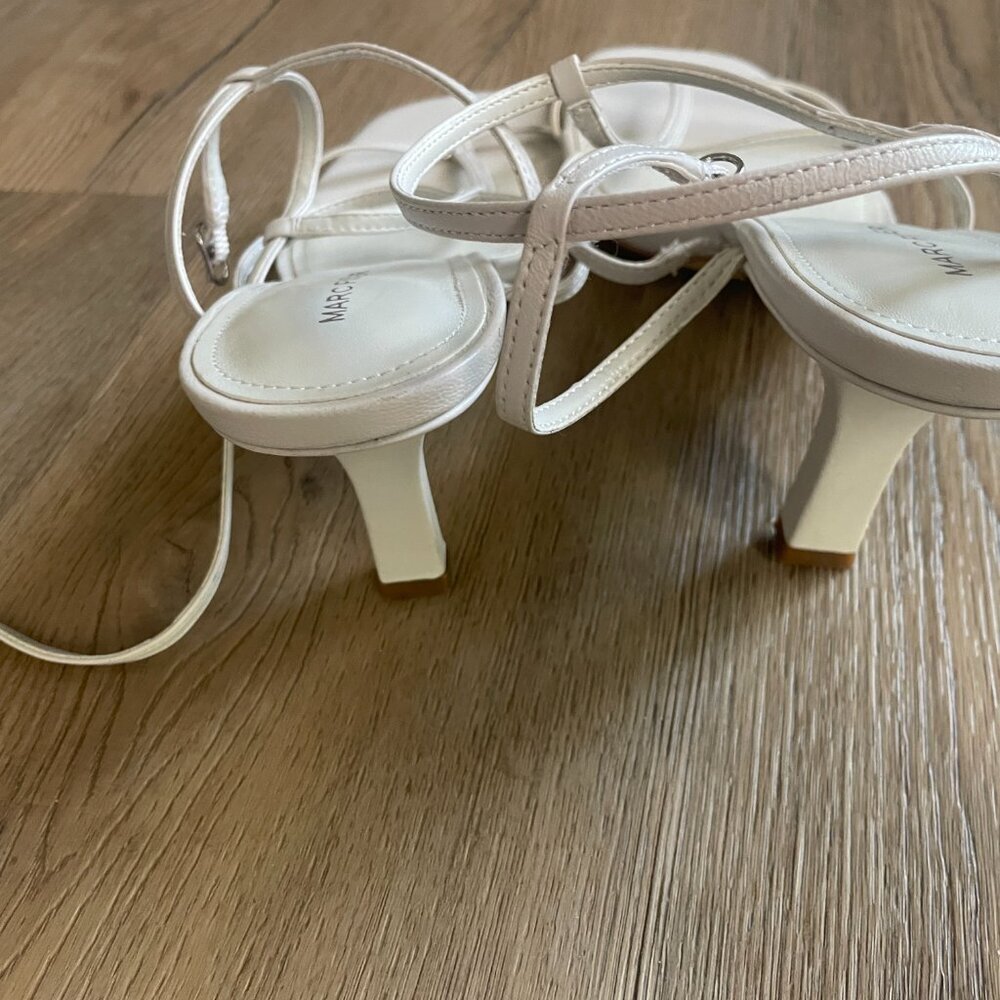 Marc Fisher Women's White Leather Strappy Kitten Heel Sandal Shoes 10M! - Picture 8 of 8